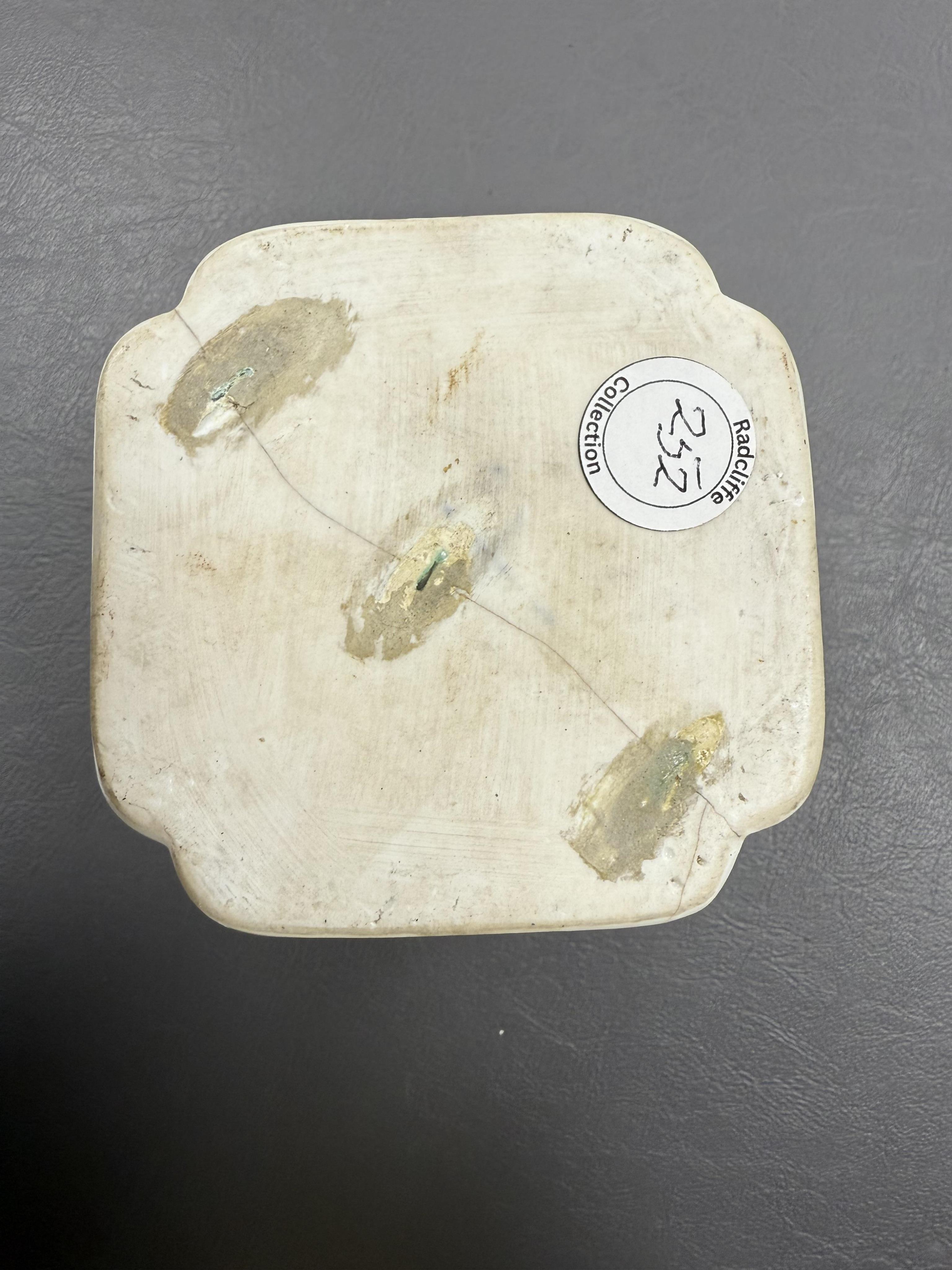 A Meissen cup and saucer, similar tea bowl and two saucers, c.1735-45